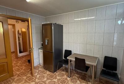 Apartament cu 4 camere în Costin Georgian - 4
