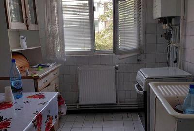 Aprtament 2 cam, Tig 1,et 3 si un garaj mare langa bloc - 3