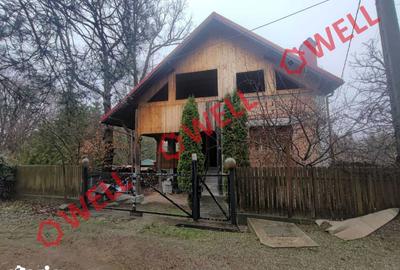 Casă cu 8 camere cu Teren 250 Mp în Bățani - 1