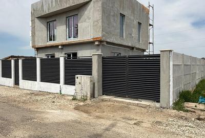 Casă cu 4 camere cu Teren 200 Mp în Central