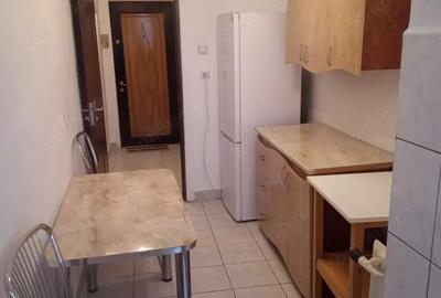 Ofer spre inchiriere garsoniera in zona Baba Novac - 1