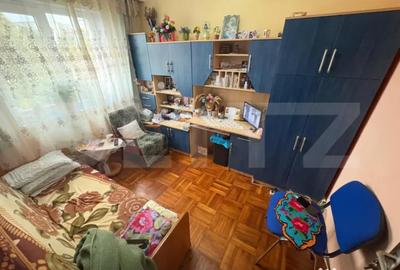 Apartament cu 3 camere decomandat în Minerul - 6