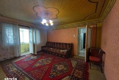Apartament cu 2 camere decomandat în Traian