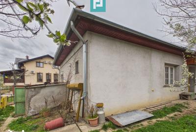 Casă cu 3 camere cu Canalizare în Central - 5