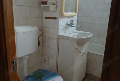 Inchiriez apartament 3 camere - 2