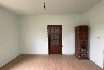 Casă cu Teren 2850 Mp în Tomnatic