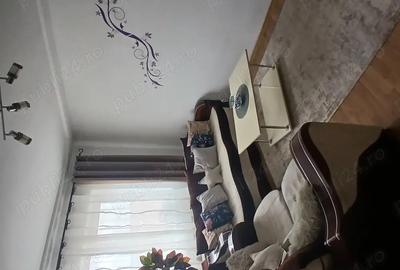 Apartament cu 3 cam de vanzare Turda - 1