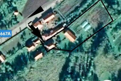 Casă cu 2 camere cu Teren 3800 Mp în Nucșoara - 3