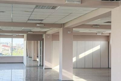 Spațiu comercial, de 700 mp, în Central - 5