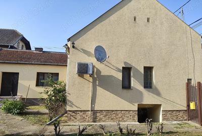 Casă cu 3 camere în Băcia - 4