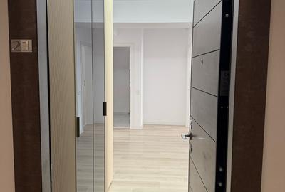 Apartament superb cu vedere la mare - 4 camere - Faleza Nord - 12