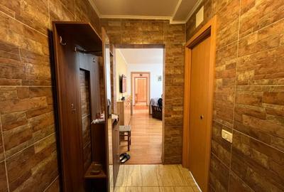 Apartament cu 3 camere semidecomandat, mobilat în Universitate - 3
