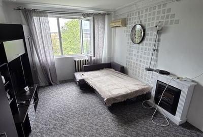 Apartament cu 3 camere semidecomandat în Metalurgie - 2