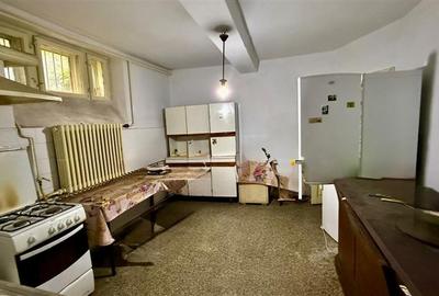 Casă cu 6 camere cu Teren 236 Mp în Copou - 8