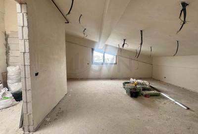 Apartament cu 3 camere decomandat în Băneasa - 9