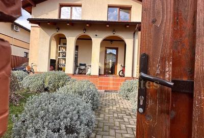 Casă individuală cu 4 camere cu Canalizare în Cristian - 4