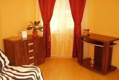 Apartament cu 3 camere decomandat, mobilat în Baciu