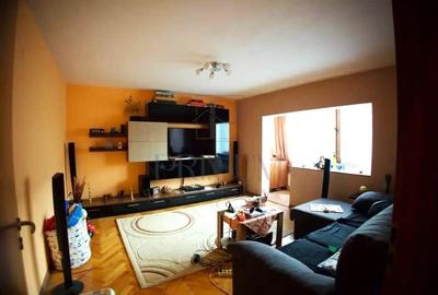 Apartament cu 3 camere decomandat, mobilat în Bucovina - 1