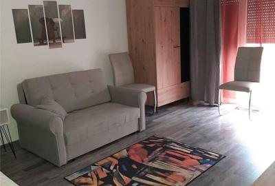 Garsonieră decomandată în Tractorul - 2