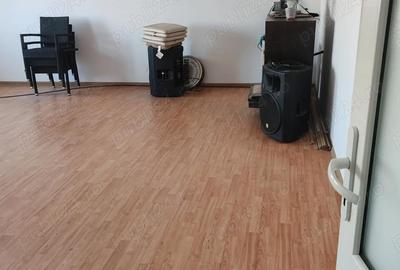 Spațiu comercial, de 25 mp, în Central - 1