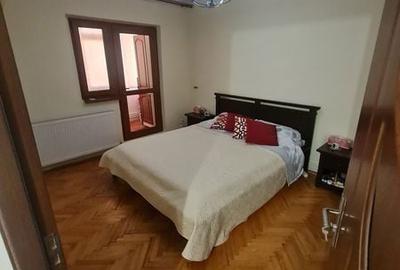 Apartament cu 4 camere decomandat în Țiglina 1 - 5