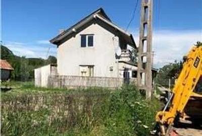 Casa de vanzare, cu 3 camere, 100 m2, teren 5 arii, zona Ciceu-Corabia - 5