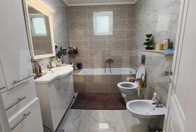 Casă cu 3 camere cu Teren 665 Mp în Central - 2