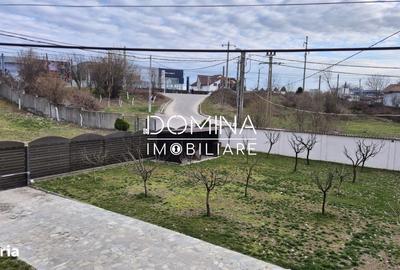 Casă cu 4 camere cu Teren 1209 Mp în Panduraș - 2