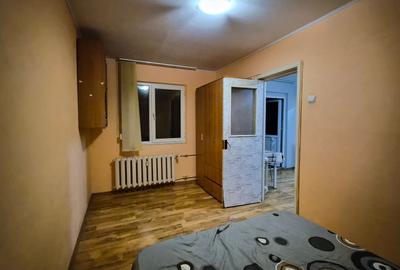 Zona Campus - Tomis Nord - ap 2 cam , parter/4 - cf 3 - 13