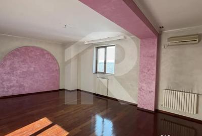 Casă cu 7 camere cu Canalizare în Eroii Revoluției - 18