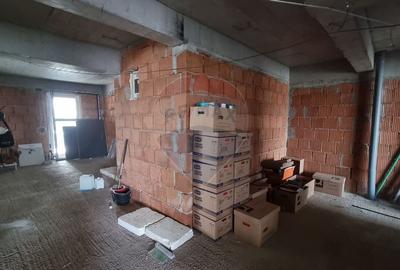 Spatiu comercial modern de inchiriat in zona Bulevardul Valea Larga - 2