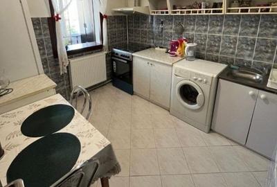 Garsonieră decomandată, mobilată în Nicolina