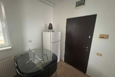 Garsonieră semidecomandată în Central