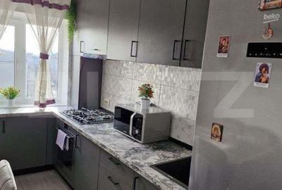 Apartament cu 3 camere decomandat în Micro 12 - 8