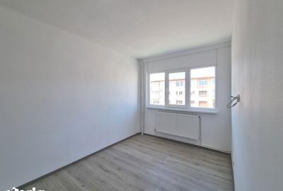 Apartament cu 3 camere semidecomandat în Ultracentral - 3