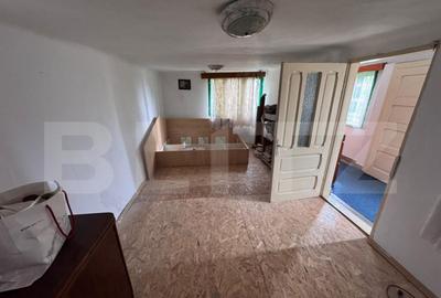 Casa solida din caramida cu teren generos Gura Ocnit - 3