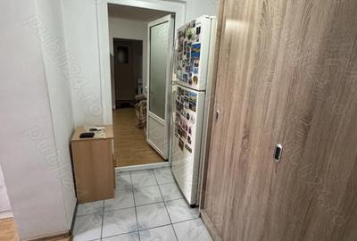 Apartament cu 3 camere semidecomandat în Central - 2