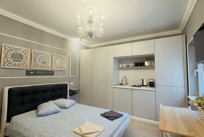 Apartament cu 3 camere semidecomandat în Centrul Istoric - 1