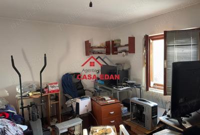 Casă cu 6 camere cu Teren 1521 Mp în Câmpina - 11