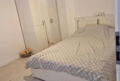 Casă cu 4 camere cu Canalizare în Domnești