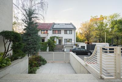 Vila Titan de vanzare - O proprietate care va depăși orice așteptare! - 12