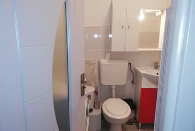 Apartament cu 2 camere decomandat în Colentina - 6