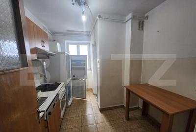 Apartament 3 camere, 75 mp, zona Cetate - 6