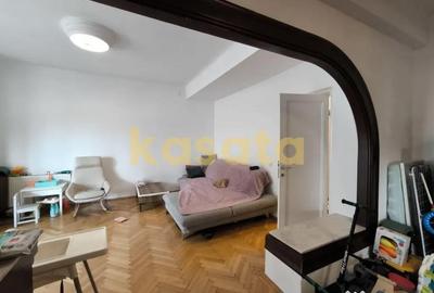 Apartament cu 3 camere decomandat, mobilat în Armeneasca - 2