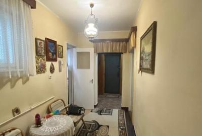 Apartament 3 camere, etaj 2, Garaj, Radauti - 3
