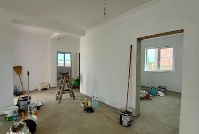 Casă cu 3 camere în Central - 1