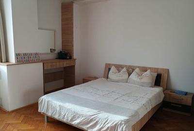 Magheru 2 camere spatios si renovat, mobilat elegant. - 9