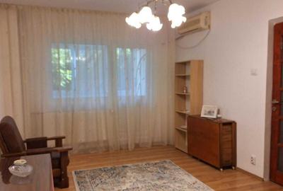 Apartament cu 2 camere decomandat în Mărgeanului