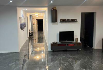 Casă cu 4 camere cu Teren 880 Mp în Gugești - 1