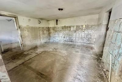 Casă cu 5 camere cu Garaj în Central - 6